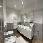 Hajdi Q & U Merano
