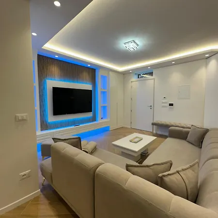 Hajdi Q & U Σπίτι διακοπών Μεράνο