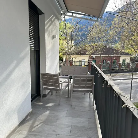 Holiday home Hajdi Q & U *