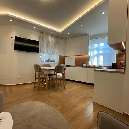 Hajdi Q & U Holiday home Merano