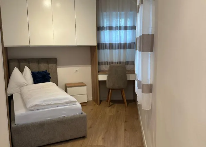 Hajdi Q & U Holiday home *