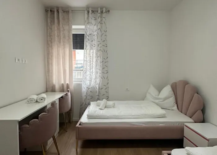 Hajdi Q & U Holiday home Merano