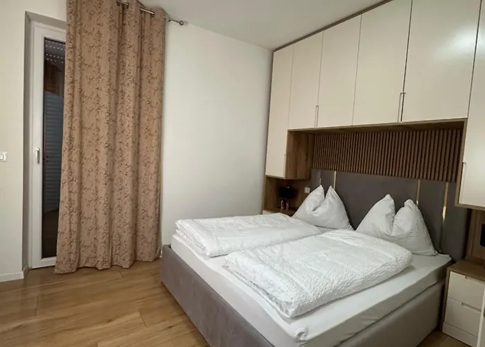 Hajdi Q & U * Merano